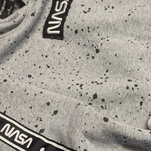 WT02 NASA Hoodie with splatter pattern size S - Picture 3 of 7
